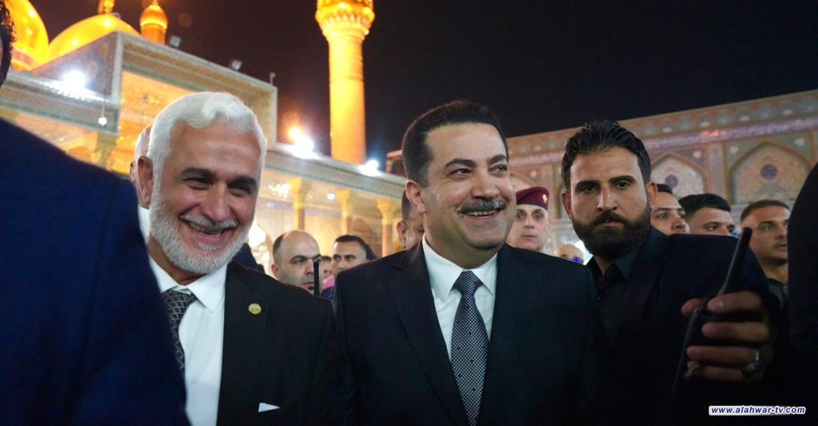 رئيس الوزراء يزور مدينة الكاظمية المقدسة ويؤدي مراسم زيارة مرقد الإمامين الكاظمين